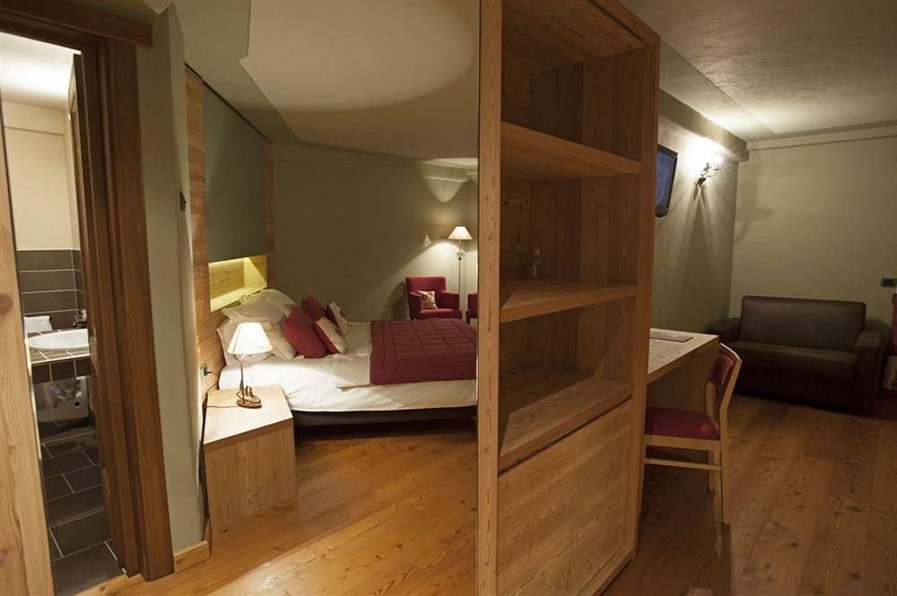 La Madonnina Del Gran Paradiso Wellness Hotel Cogne Luaran gambar