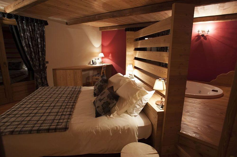 La Madonnina Del Gran Paradiso Wellness Hotel Cogne Luaran gambar